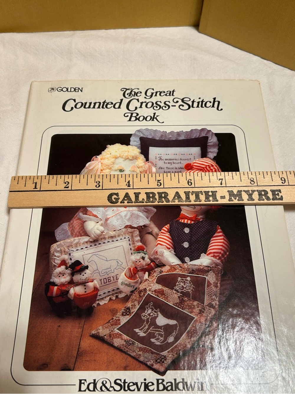 The Great Counted Cross-Stitch Book Patterns 1983 Hardcover Ed & Stevie Baldwin - Picture 10 of 12